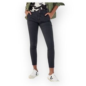 NWT Anthropologie High‎ rise Darted Skinny Jeans, 26
